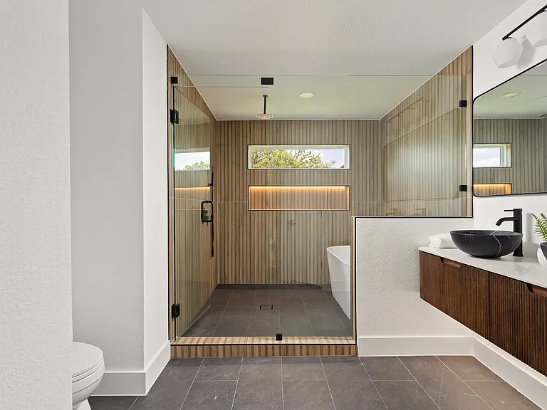 8708 Cretys Cv — Photo 4