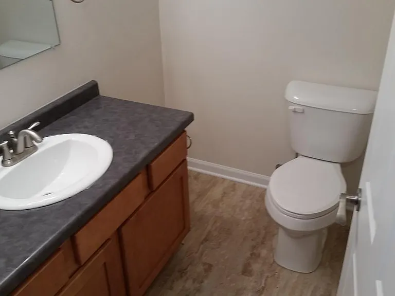 full bath 2nd floor