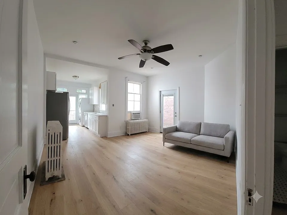 3142 O St NW