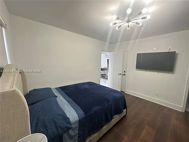 21230 NE 24th Ct — Photo 17