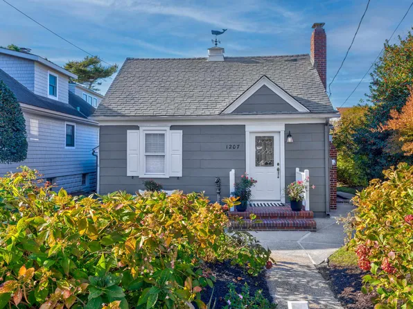 1207 Washington St, Cape May, NJ 08204