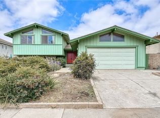 1470 N Blake St, Orange, CA 92867