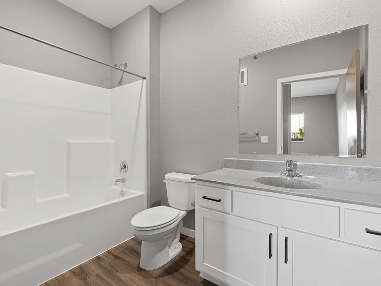 Creekside Heights Apartments, LLC — Photo 25