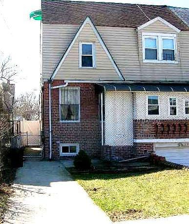 1st image of 23724 Fairbury Ave