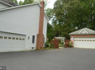 7421 Stones Ct, Saint Leonard, MD 20685