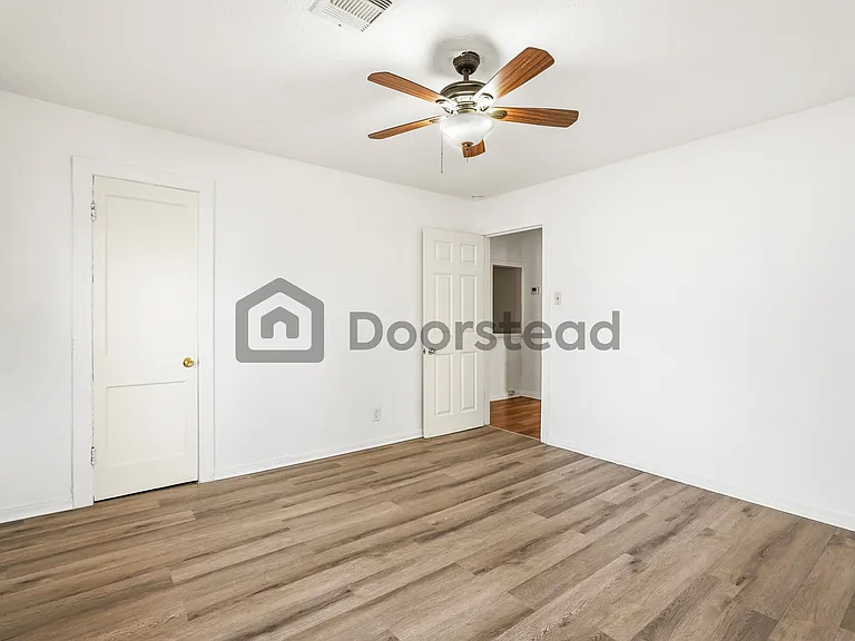 6517 Texarkana St — Photo 17