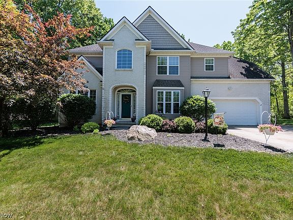3rd image of 3574 Turnberry Dr
