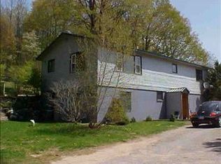 2525 Terpening Rd, Harbor Springs, MI 49740