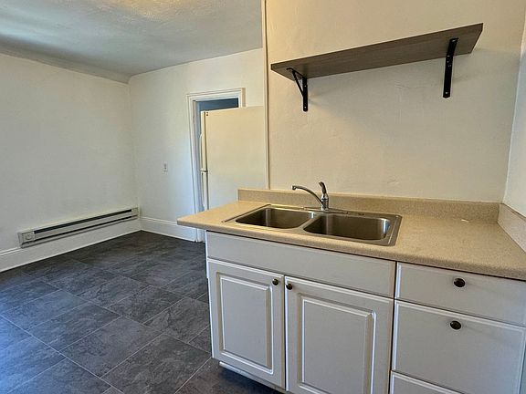 3rd image of 451 4th St NW #2