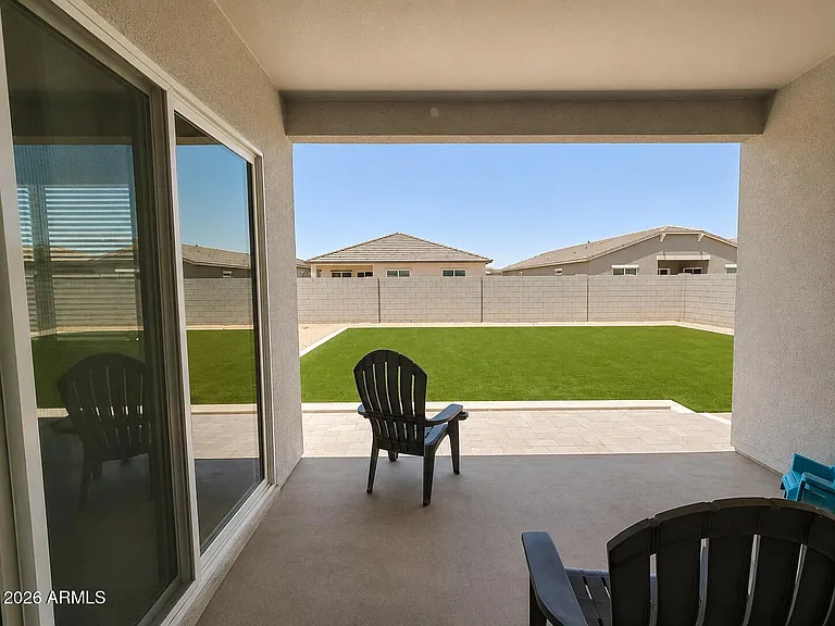 17622 W Mariposa Dr — Photo 10