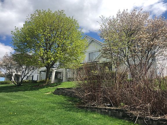 5th image of 39058 N Aberdeen Ln