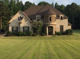 11265 Andrews Park Dr, Olive Branch, MS 38654