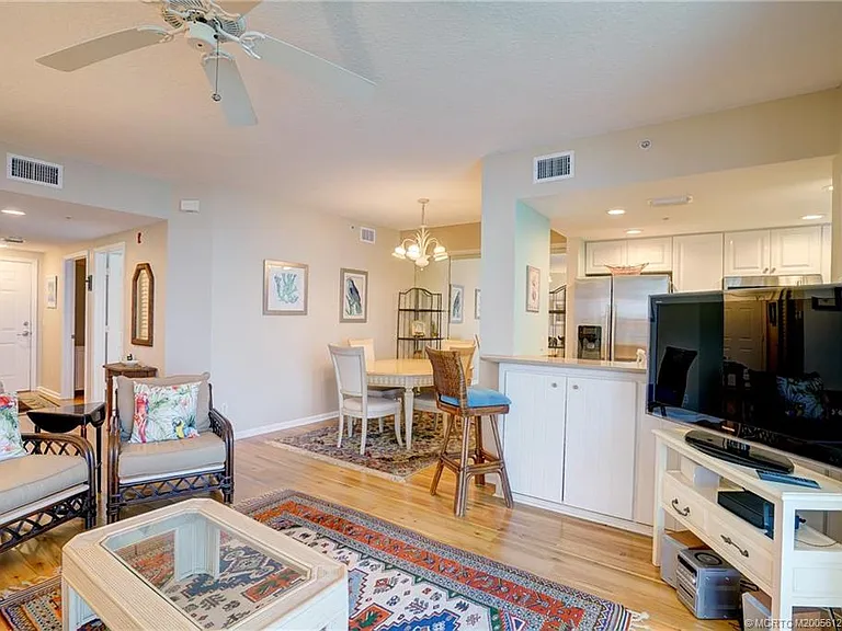 5750 NE Island Cove Way #3203 — Photo 12
