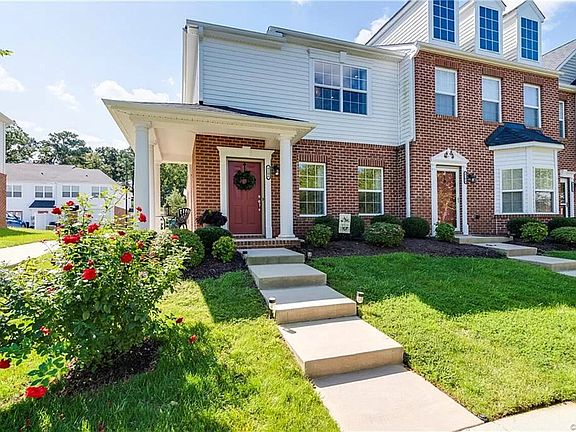 2nd image of 8106 Stony River Pl