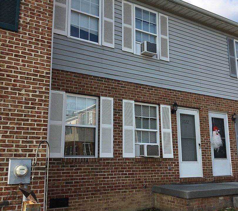 1st image of 1022 Bridle Ct