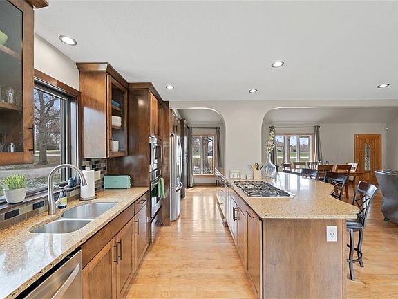4th image of 8920 Lochkirk Dr