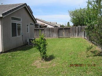 5th image of 2207 Flatboat St