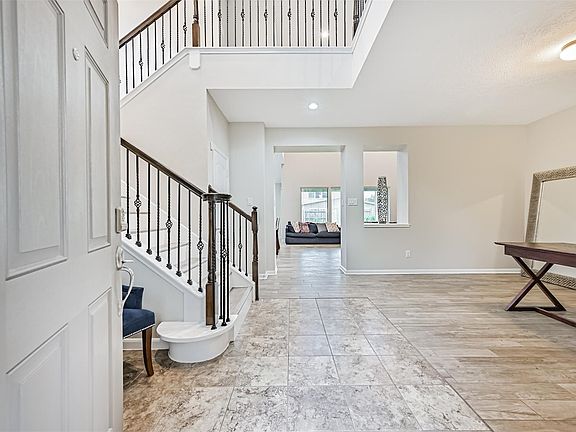 4th image of 6003 Orchard Trail Dr