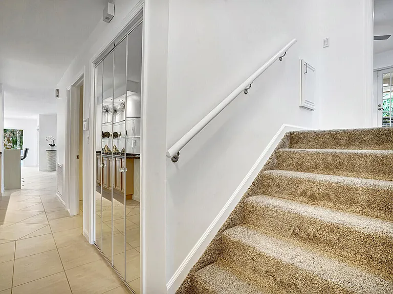 290 E Fern Dr — Photo 28