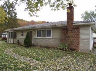 123 Deity Dr, Fenton, MO 63026