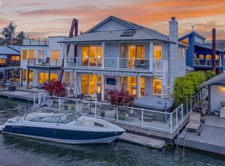 2630 N Hayden Island Dr SLIP 18, Portland, OR 97217