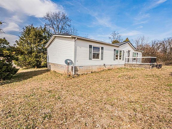 3rd image of 262 Kitchens South Rd