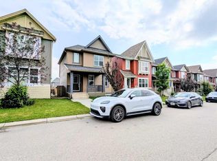 187 N Evansborough Way NW, Calgary, AB T3P0N5