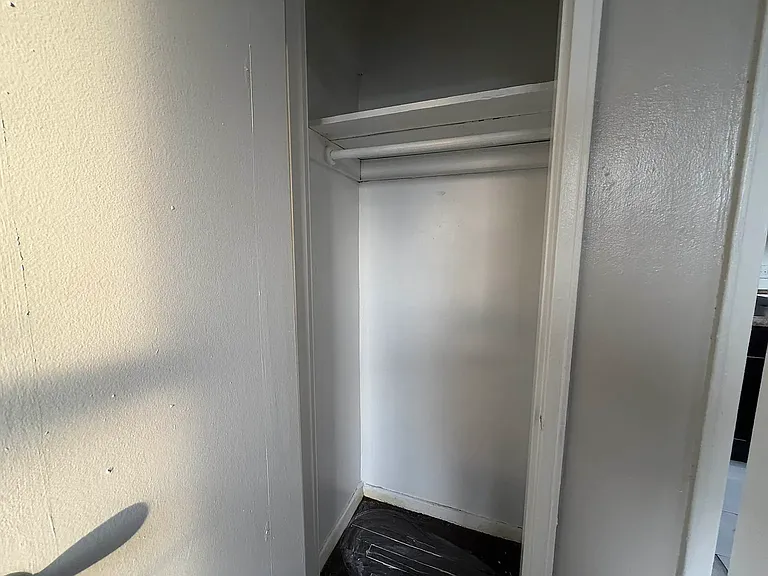 1115 Willmohr St #6 — Photo 13