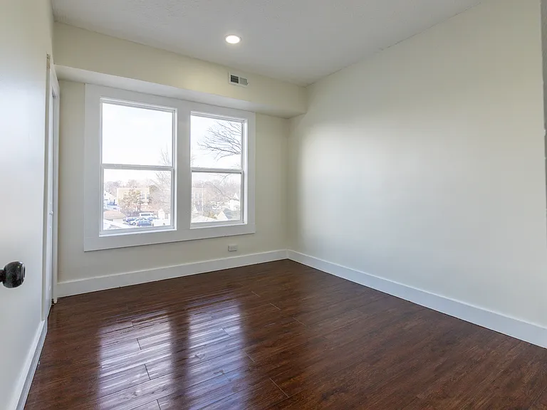 716 College Ave #1 — Photo 14