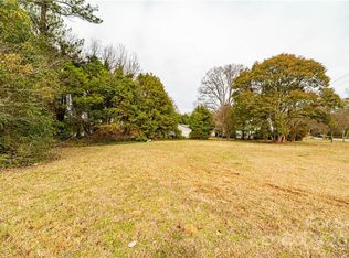 3929 W Tyvola Rd, Charlotte, NC 28208