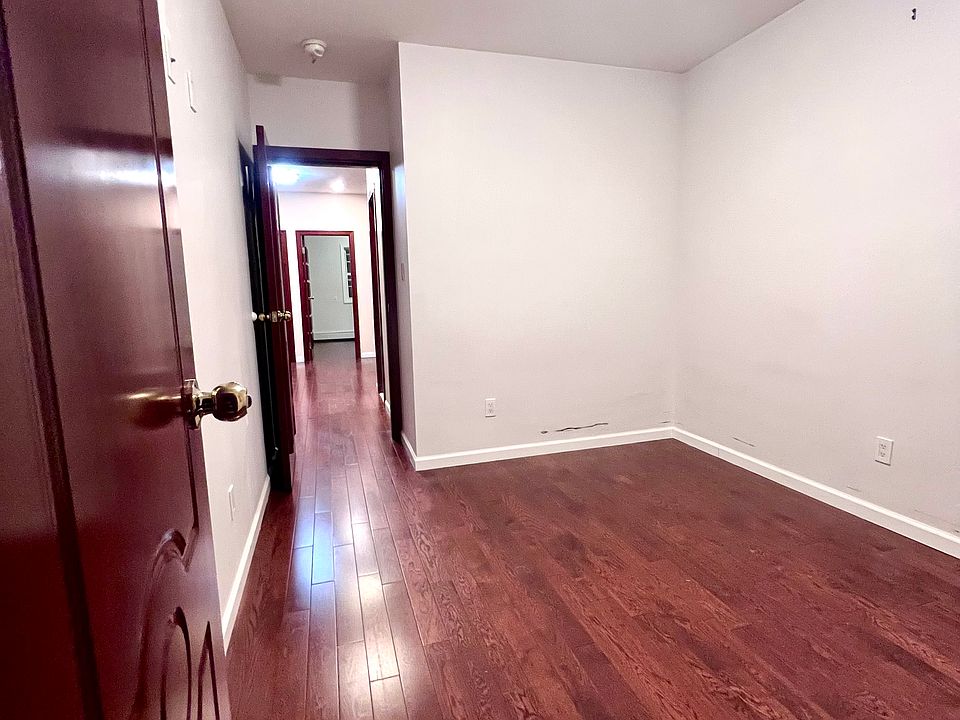 1st image of 87-39 143rd St Floor 2