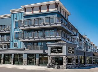 155 Garland St #413, Traverse City, MI 49684