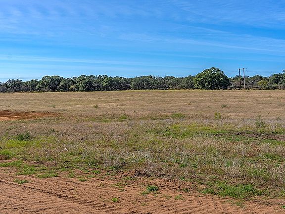 3rd image of LOT 8 Other