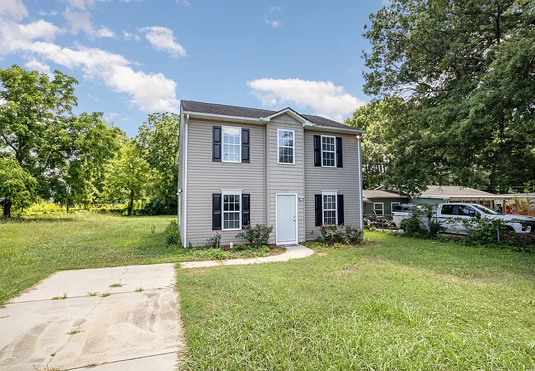 4206 Wilson Ln — Photo 3