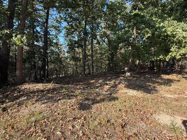 7 Columbine Road, Lake Ozark, MO 65049