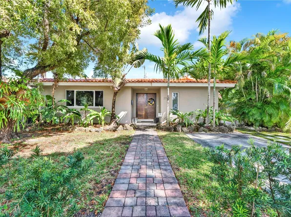 3745 SW 60th Pl, Miami, FL 33155