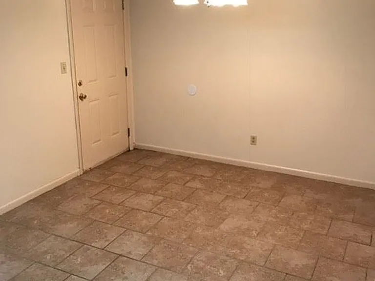 1684 Ashland Hwy #1-20 — Photo 4