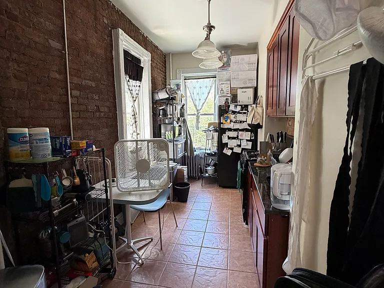 194 Court St #7 — Photo 9