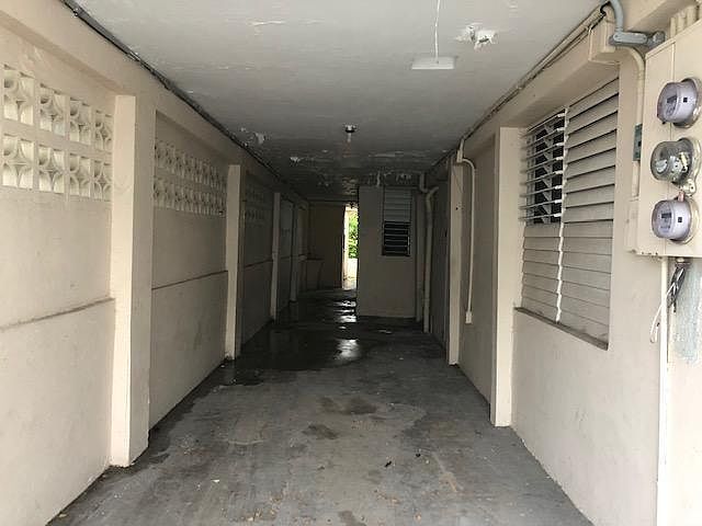 2nd image of 791 Calle 25 SE