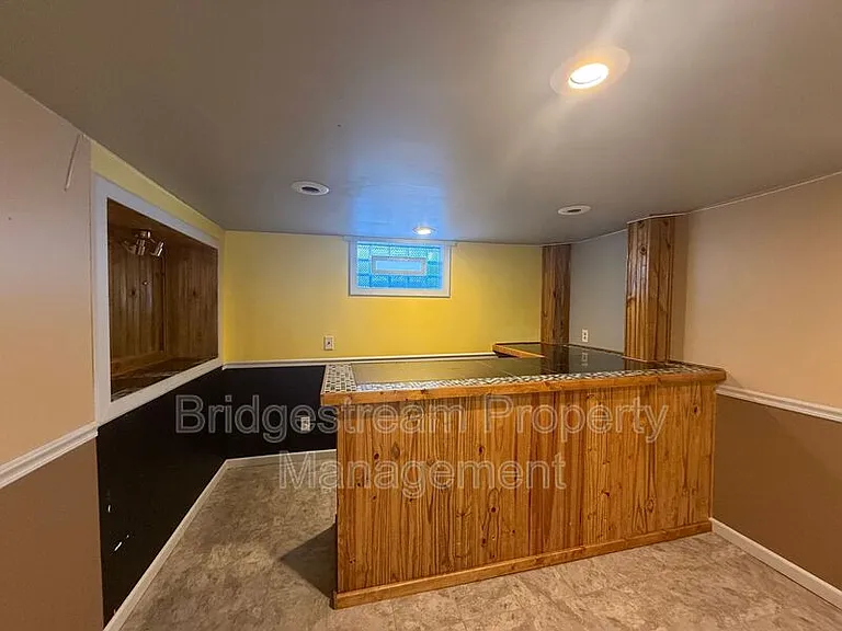 4040 Elliot Ave — Photo 9