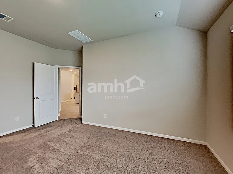 2713 Iberia Ct — Photo 12