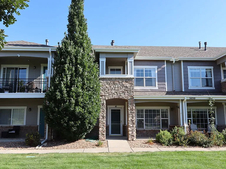 5050 Brookfield Dr — Photo 1
