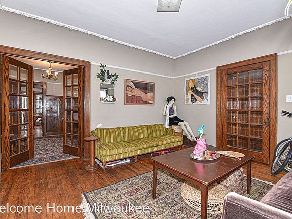 4th image of 3031 N Downer Ave #3029