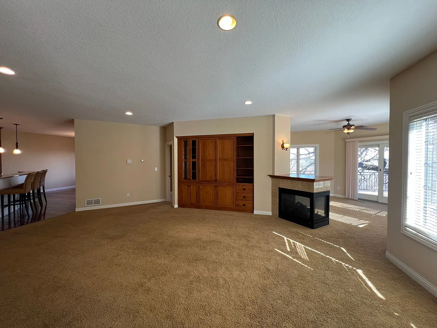 Luxury Townhome — Photo 3