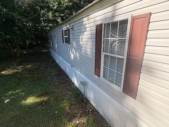 5th image of 2 Devilwood Ln