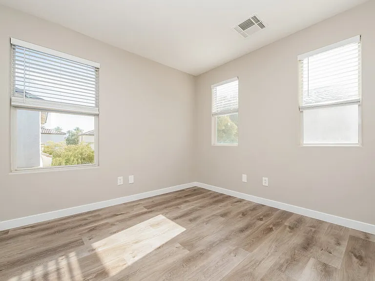 8325 New Leaf Ave — Photo 12