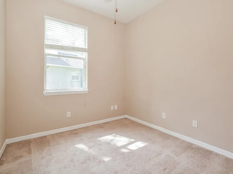 1814 Madison Ivy Cir — Photo 14