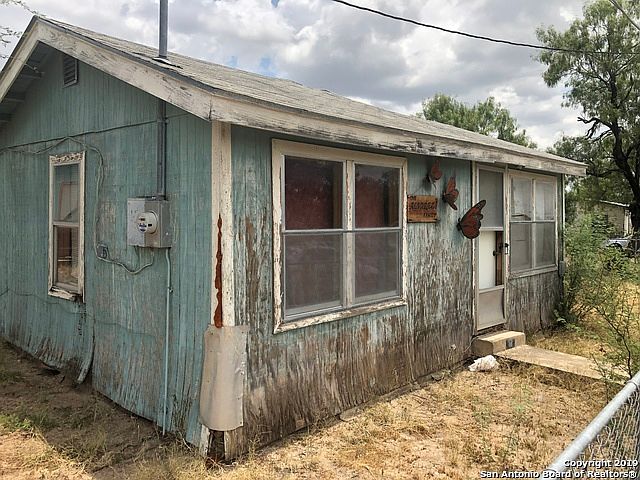 1st image of 111 Zaragosa St