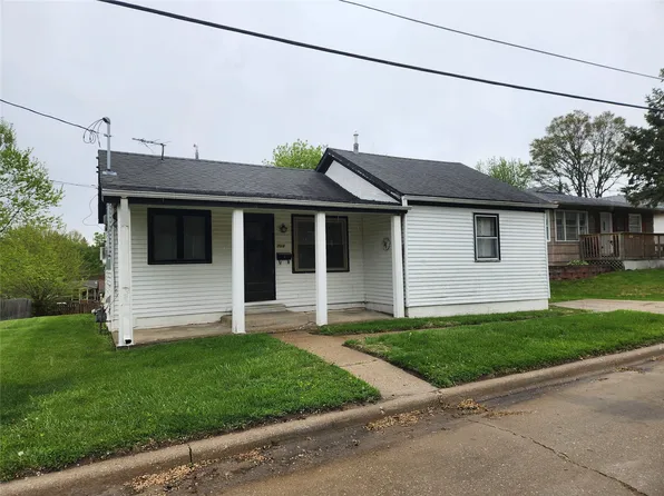 709 Streeter St S, Knoxville, IA 50138