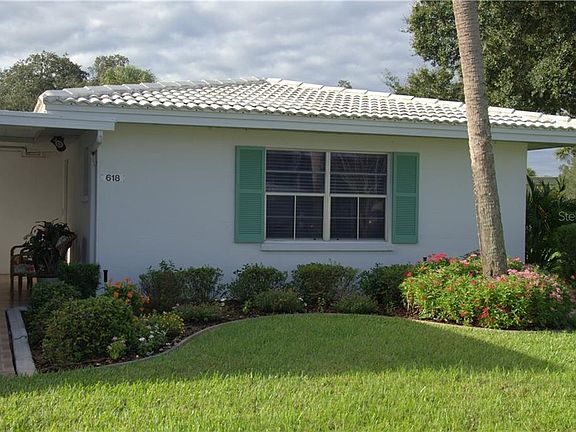 3rd image of 618 Avery Ln #618